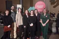 8b07042f-051b-4830-98b6-a5148af5edc0-1