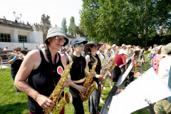 Frauen*BrassMob im Volkspark Schöneberg © Jana Legler