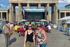 Netzwerken beim Umweltfestival am Brandenburger Tor