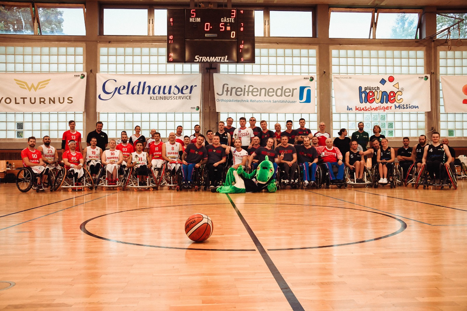 IGUANACLASH: Rollstuhlbasketball-Fest verbindet!